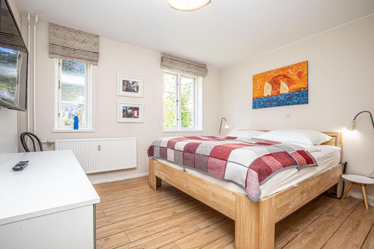 Fewo1846 - Gerty Molzen - Komfortable 2-Zimmer-Wohnung Mit Terrasse Im Stadtzentrum Flensbourg Extérieur photo